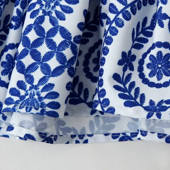 Strapless Ruched Flowy Top - Picture 3 of 6